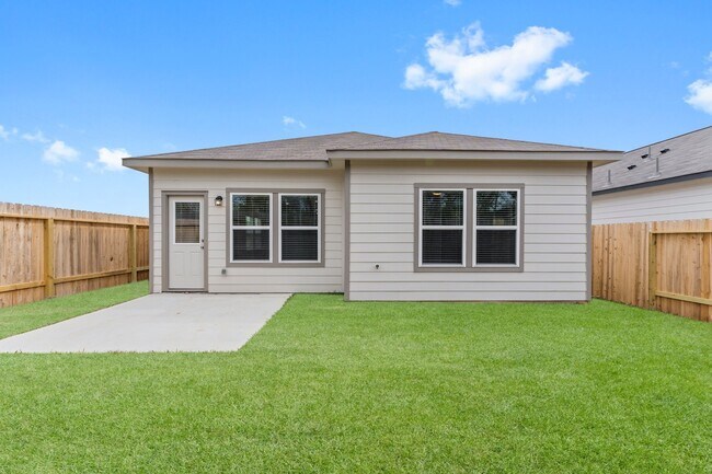 Building Photo - 20802 Adventure Wy