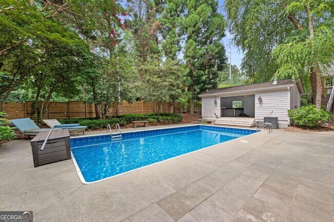 Building Photo - 1337 Briarcliff Rd NE