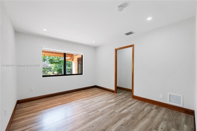 Building Photo - 50 De Leon Dr