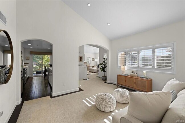 Building Photo - 4 Firenze Ct