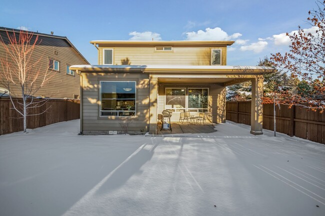 Building Photo - Beautiful Westside Home