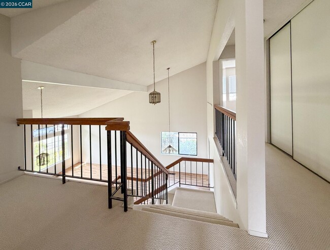 Building Photo - 118 Meadowlark Way