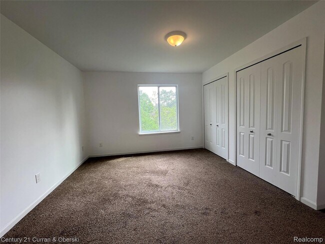 Building Photo - 3493 Silver Stone Dr