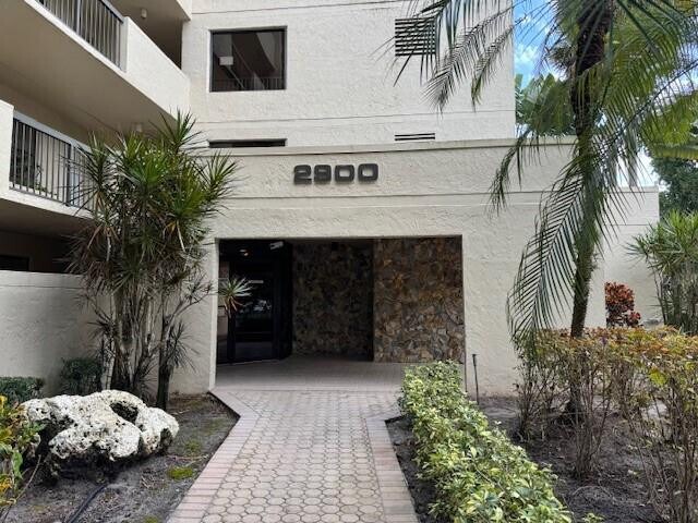 Building Photo - 2900 NW 42nd Ave