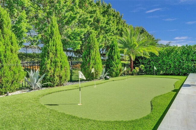 Building Photo - 10795 Oceano Wy