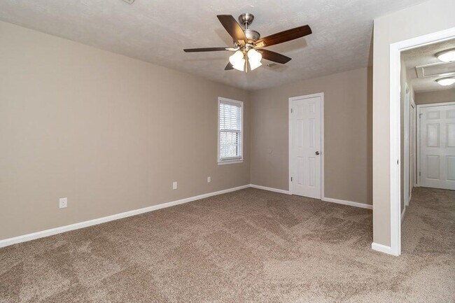 Building Photo - 4083 Amherst Way