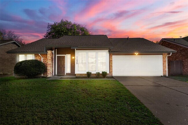 Building Photo - 11030 Hidden Bend Dr