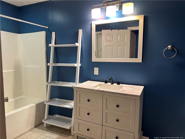 Building Photo - 209 Spears Dr