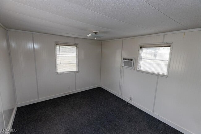 Building Photo - 17861 Palm Creek Dr