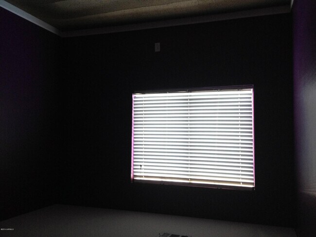 Building Photo - 14861 W Ventura St