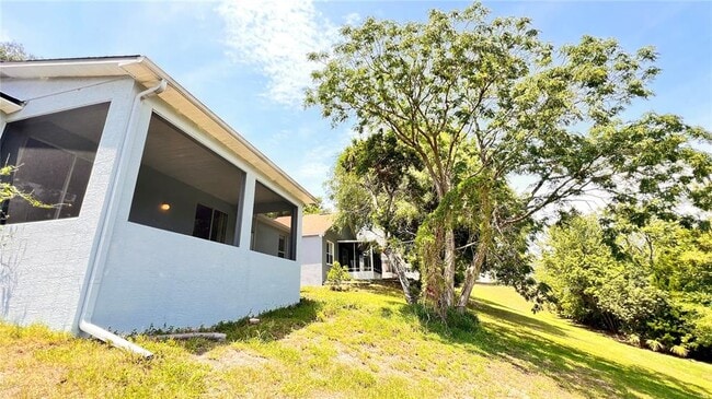 Building Photo - 949 Dekleva Dr