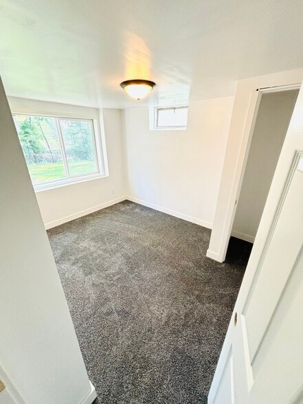 Building Photo - 1170 Stoughton Ave