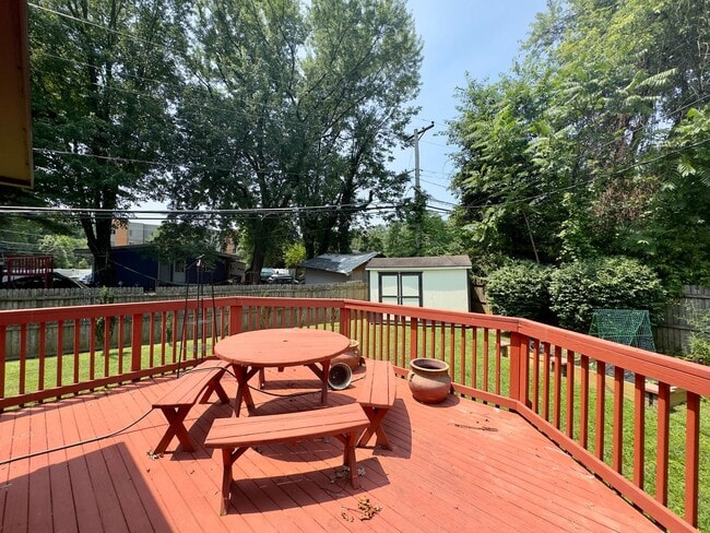 Building Photo - 3903 Innerdale Ct