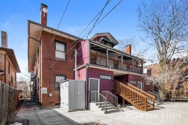 Building Photo - 1066 N Clarkson St