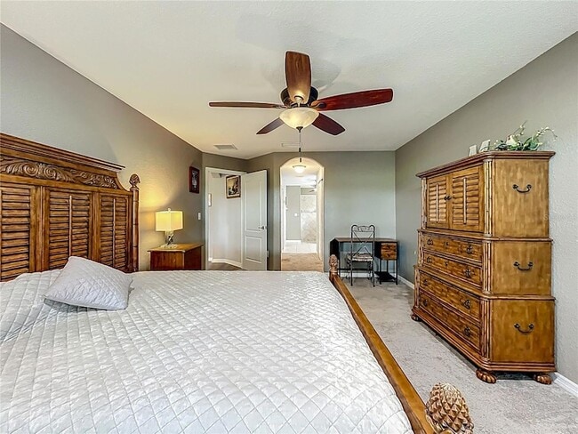 Building Photo - 27327 Roanoke Dr