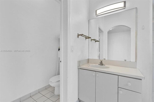 Building Photo - 4978 White Mangrove Way E
