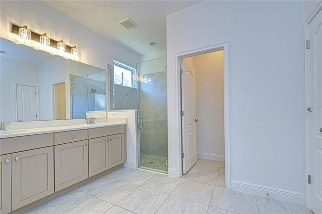 Building Photo - 2828 Posada Ln