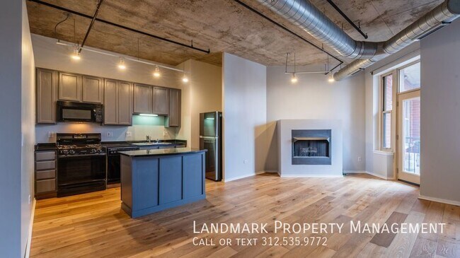 Building Photo - 6 S Laflin St