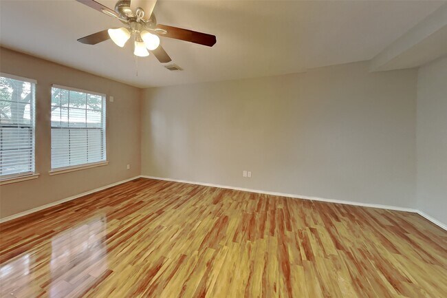 Building Photo - 21210 Bridgemeadows Ln