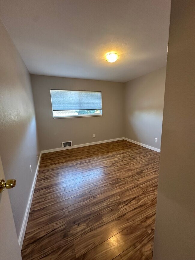 Building Photo - Wonderful Ranch Style Home in Camas!
