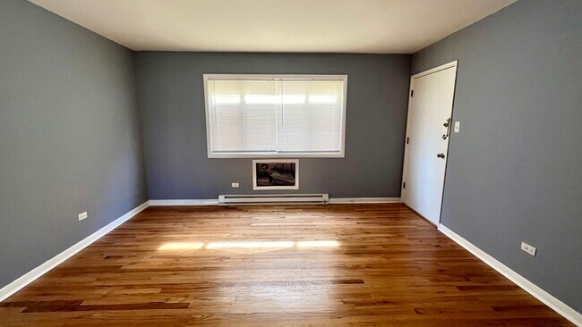 Building Photo - 9106 S Halsted St