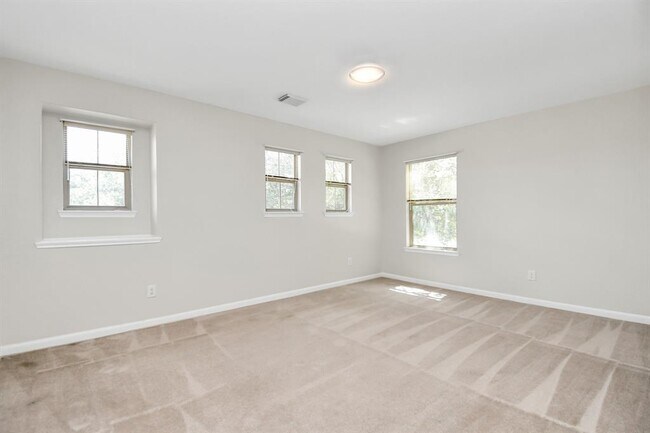 Building Photo - 6903 Oleander Grove Way