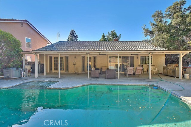Building Photo - 23862 Country View Dr