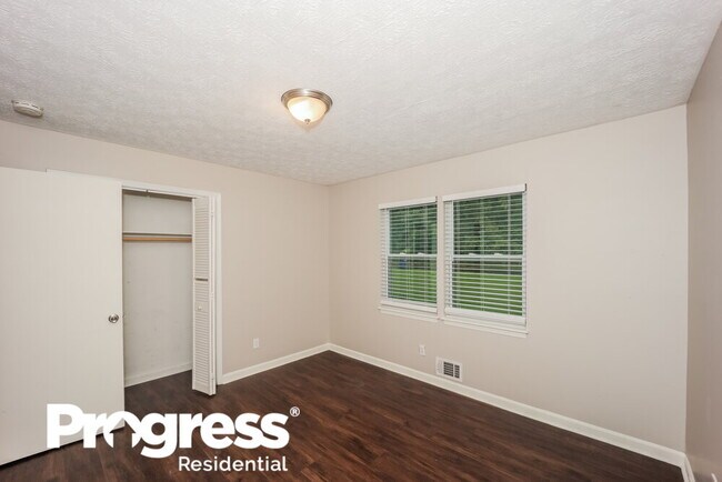 Building Photo - 6316 Knights Way