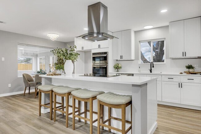 Building Photo - 3933 Wood Ct