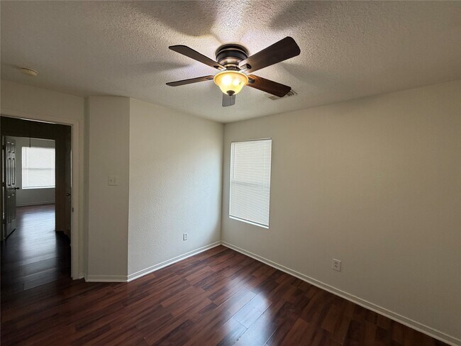 Building Photo - 18506 Carousel Creek Ct