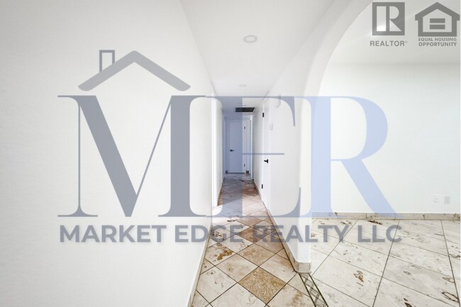 Building Photo - 5Bed/2Bath Home at Southern/Mill Ave! $399...