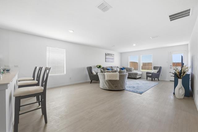 Building Photo - 2913 Tooley Dr