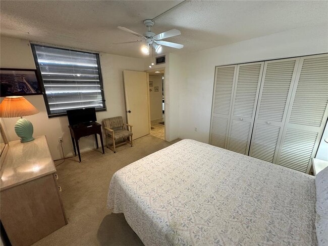 Building Photo - 346 Springdale Dr