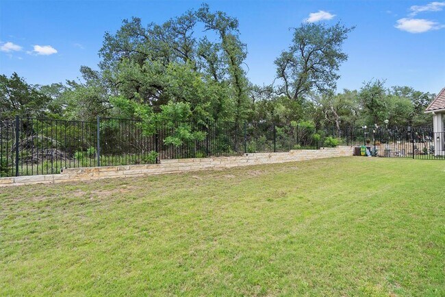 Building Photo - 9808 Bayshore Bend