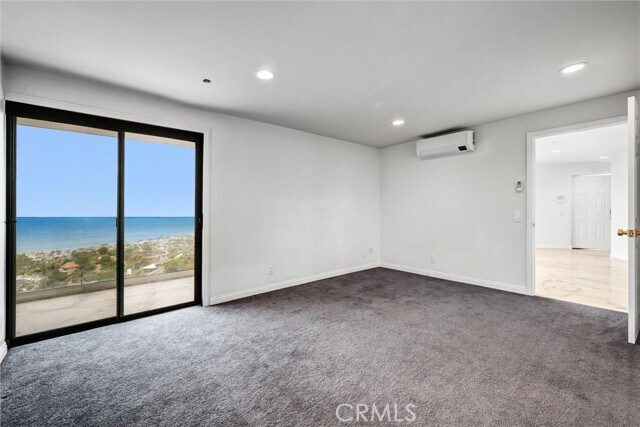 Building Photo - 1360 Baja St
