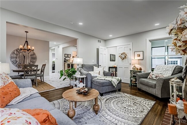 Building Photo - 58 Ballantyne Brae