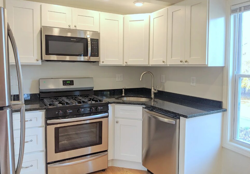 Building Photo - 44 Cogswell Ave