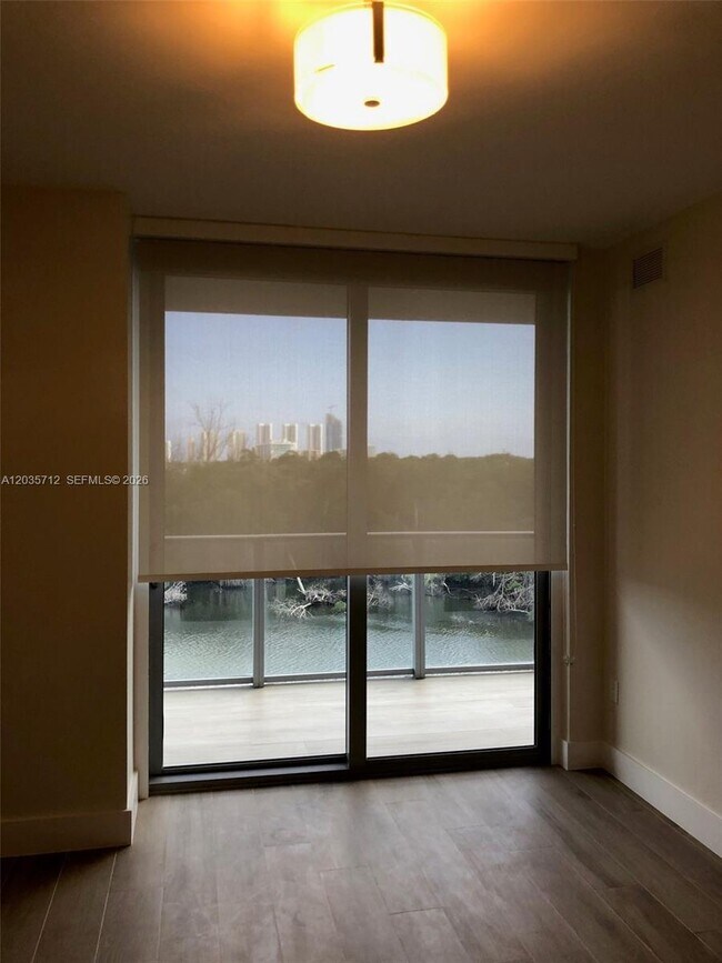 Building Photo - 16385 Biscayne Blvd
