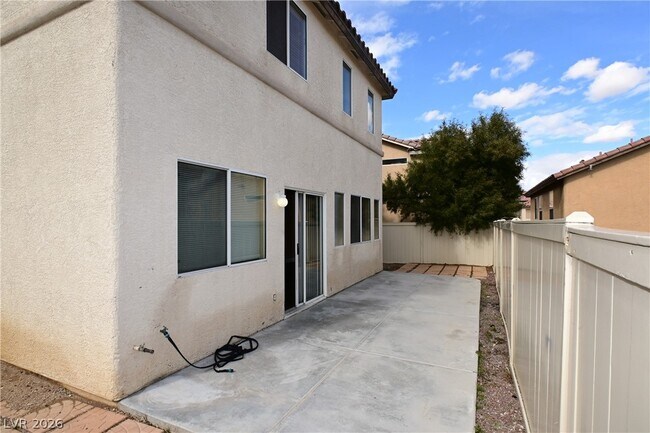 Building Photo - 10461 Chrisman Ave