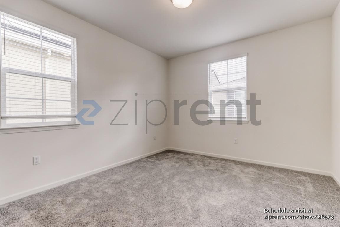 Building Photo - 4016 Matterhorn Pl