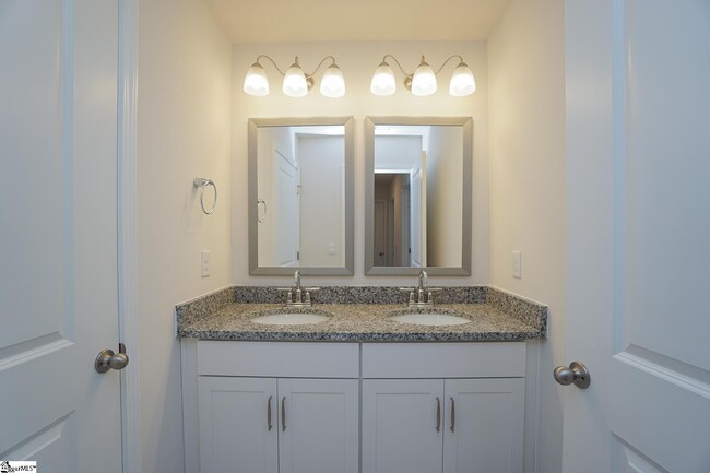 Building Photo - 336 Cub Ct