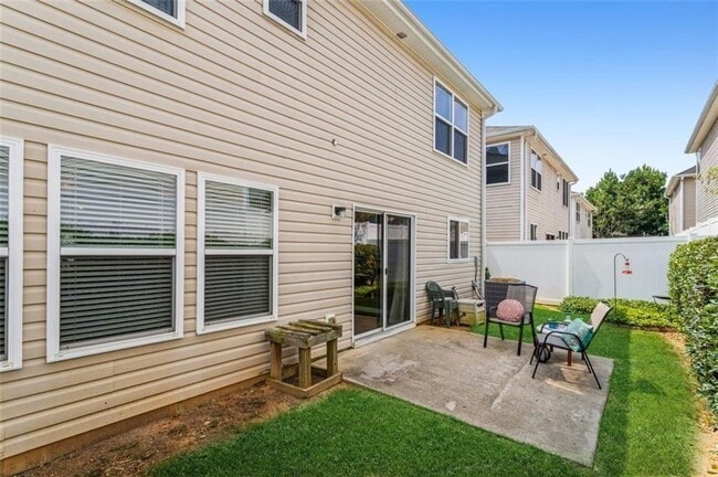 Building Photo - 3930 Cutler Donahoe Way