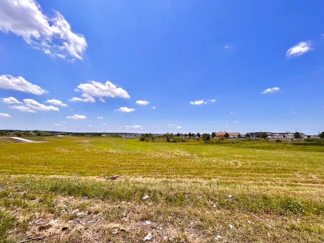 Building Photo - 13802 Enzo Gate