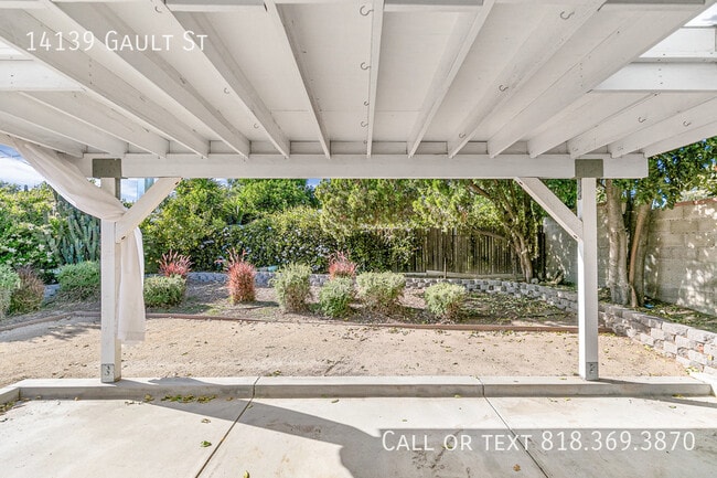 Building Photo - 14139 Gault St