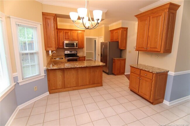 Building Photo - 2021 Shadow Creek Dr