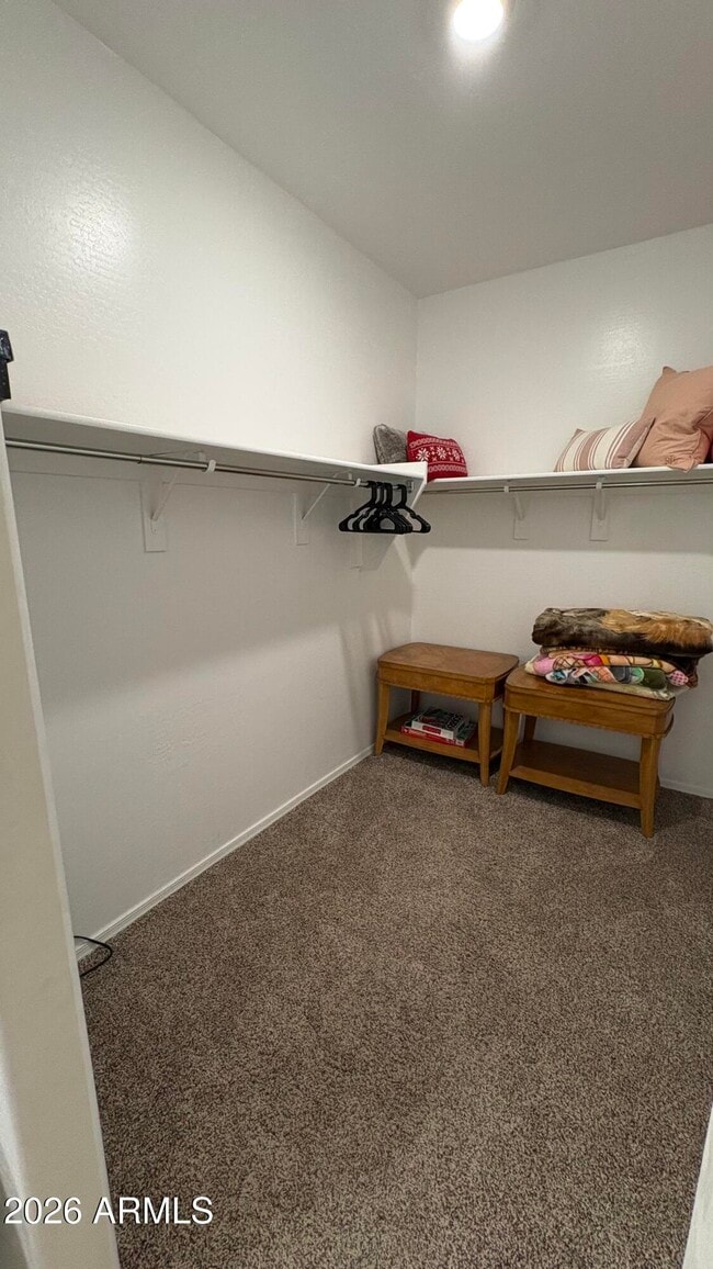 Building Photo - 30998 W Earll Dr