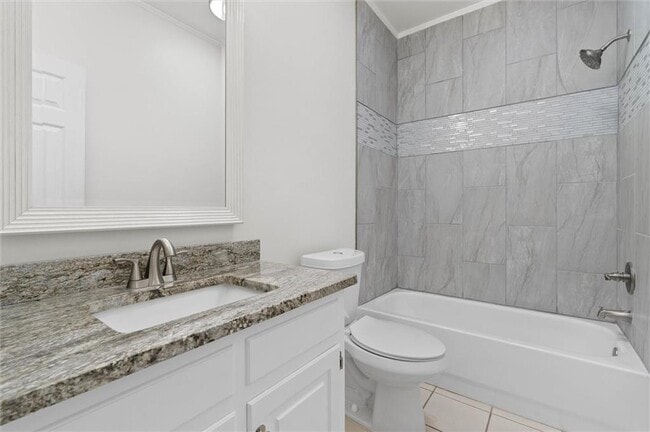 Building Photo - 1009 Pinemont Dr