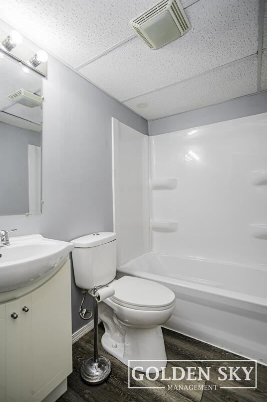 Building Photo - 1223 S Franklin St