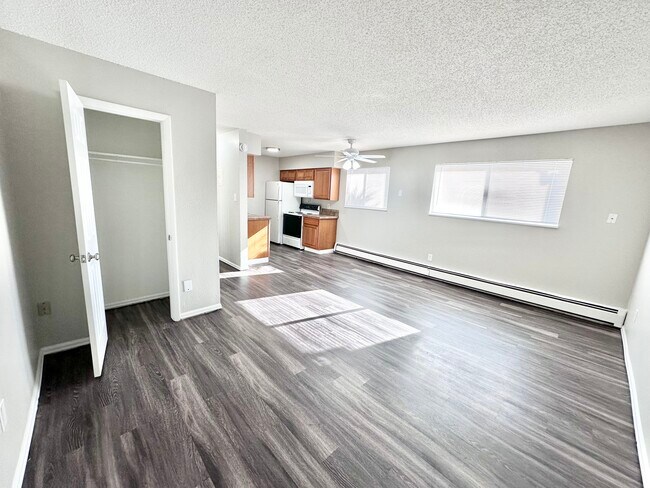 IMG_6396 - 947-951 Allison Street