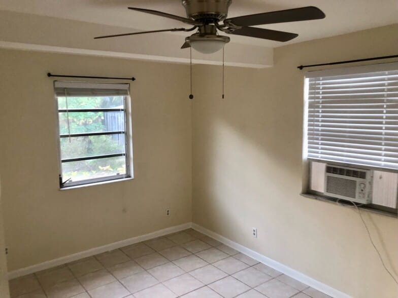 Bedroom - 1412 NE 2nd Ave